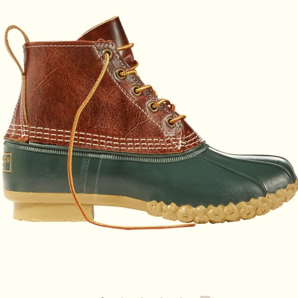 Sold out gorgeous LL Bean 6in Pine Duck Boots 6.5